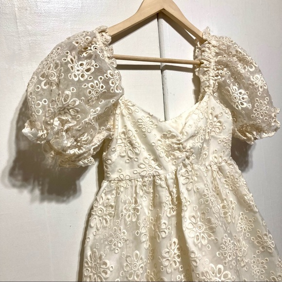 Lovers + Friends Vista Mini Dress, White Eyelet Babydoll, Size XXS - Picture 5 of 12
